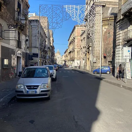 Ciuri Tuttu L'annu Guest house Catania